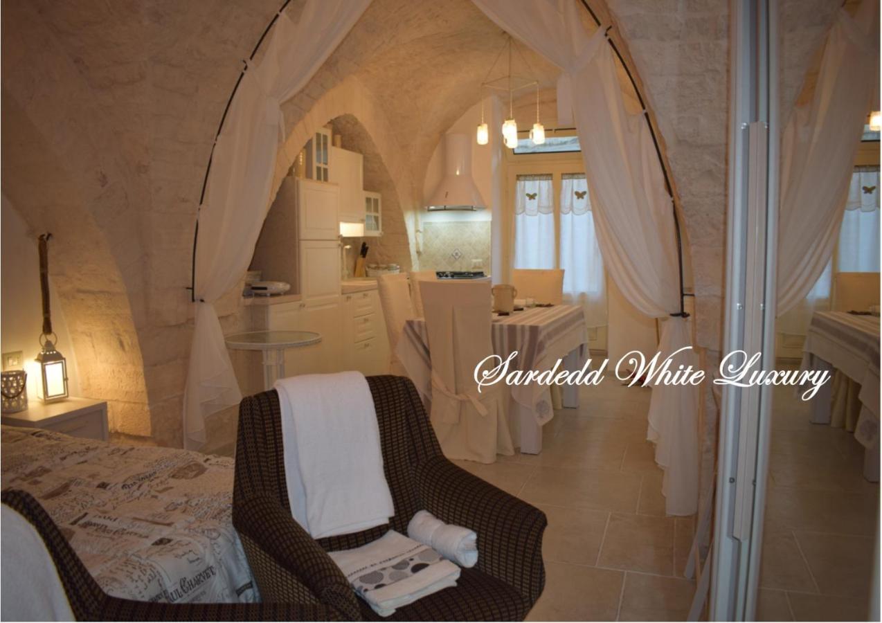 Willa Sardedd White Luxury Cisternino Zewnętrze zdjęcie